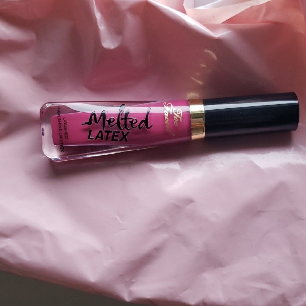 Too Faced Melted Latex Lipstick - Hit Mess
